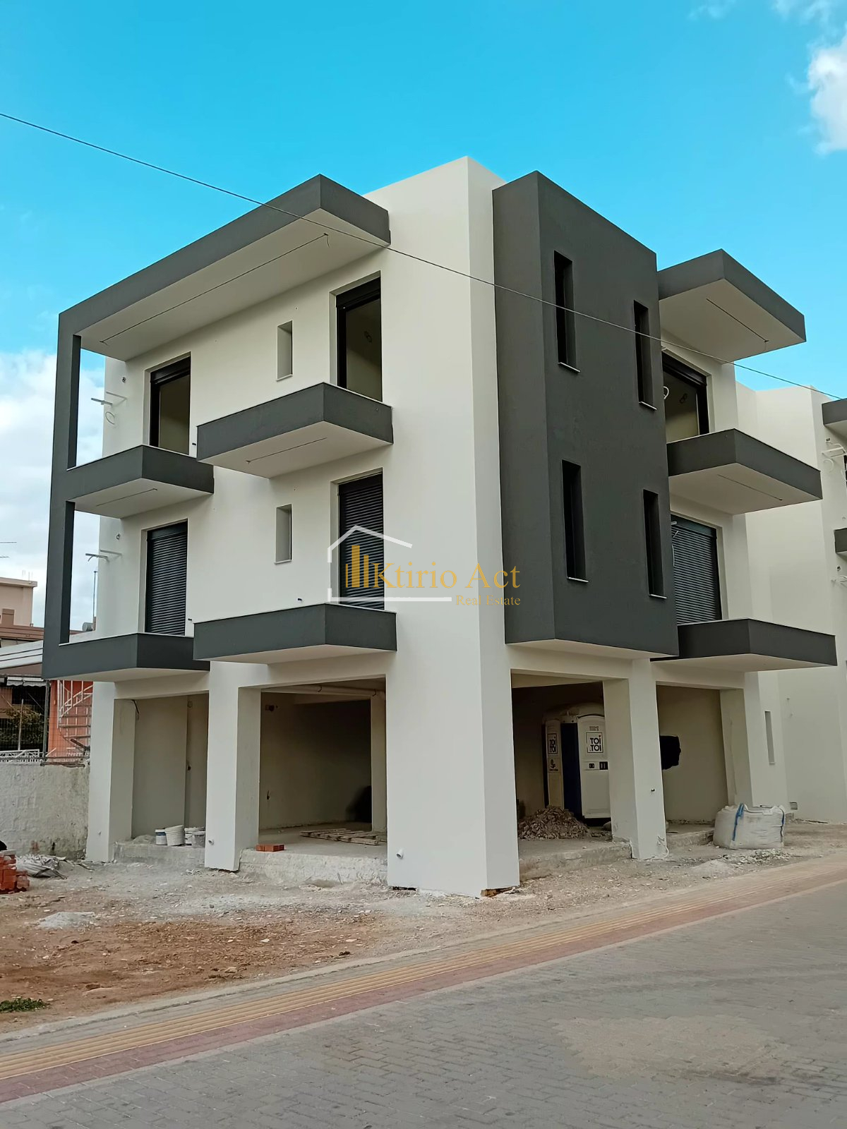 property-img