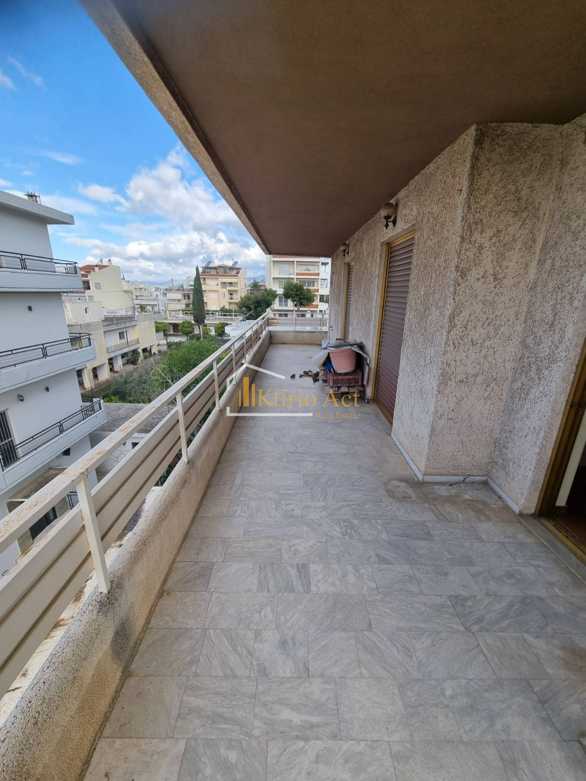 property-img