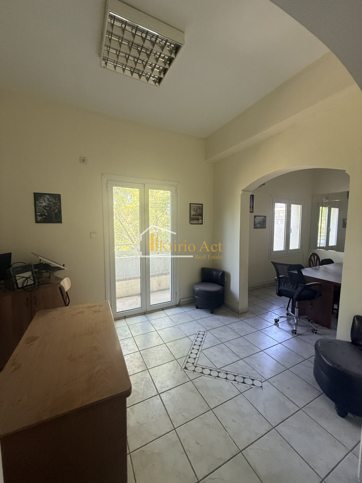 property-img